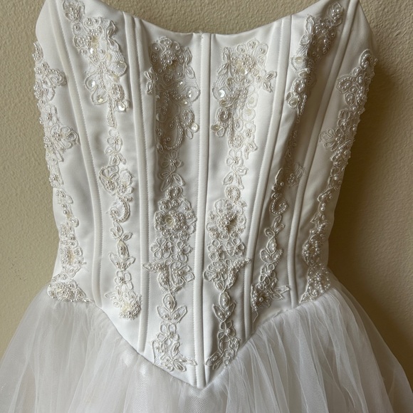 Formal White Embroidered Dress - Picture 4 of 7